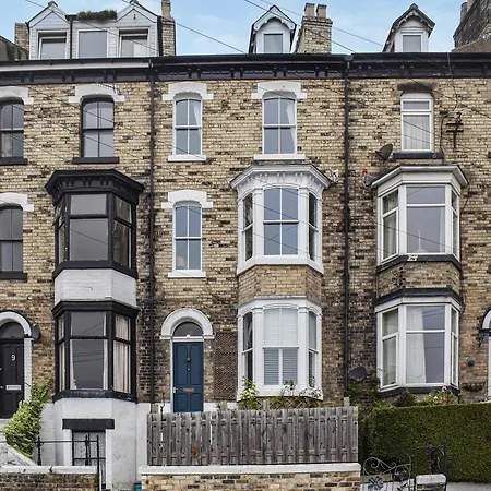 Ferienhaus The Herbalist House *